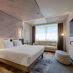 Novotel Muenchen Airport - Newly Renovated **** Freising